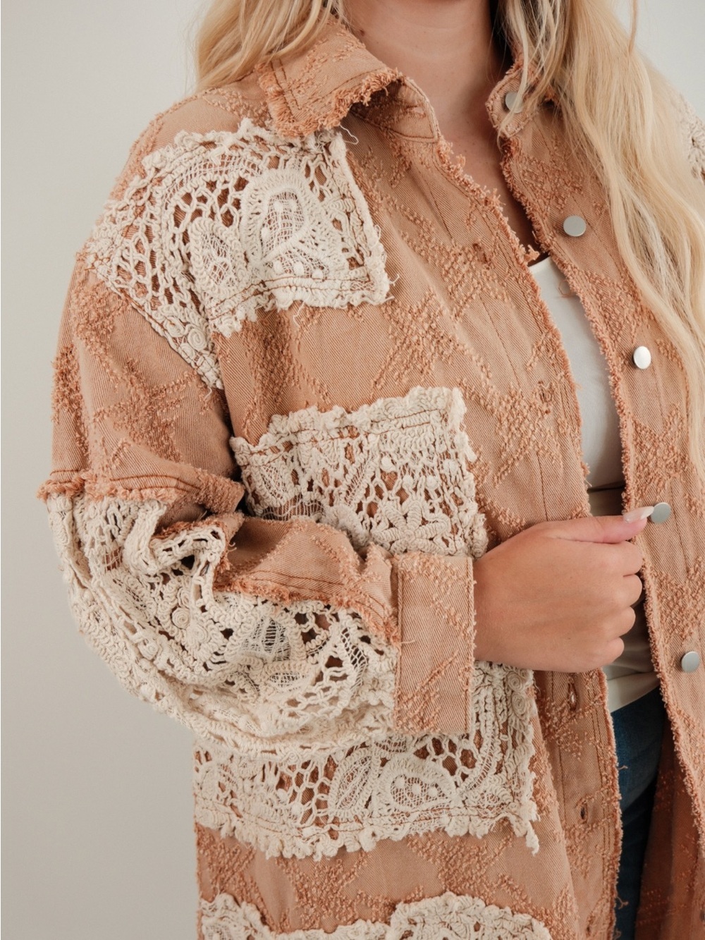 NWT POL Dusty Rose Lace Overlay Shirt Jacket Shacket Boho Crochet Fall Size M/L - Picture 9 of 9
